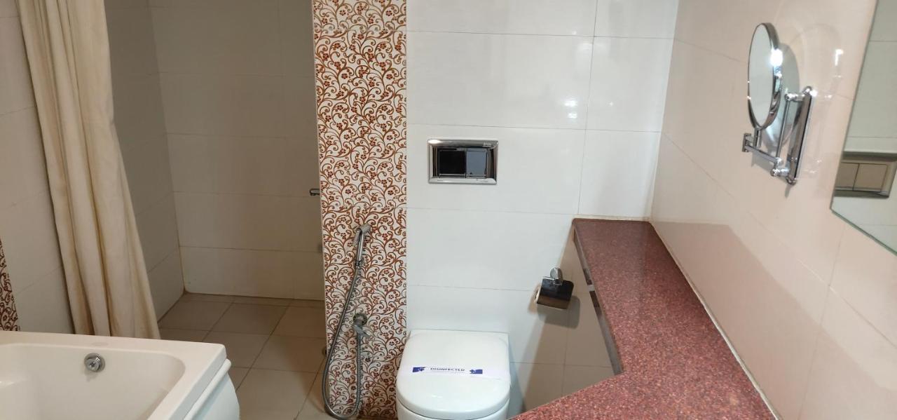 היידראבד Hotel Saptagiri מראה חיצוני תמונה