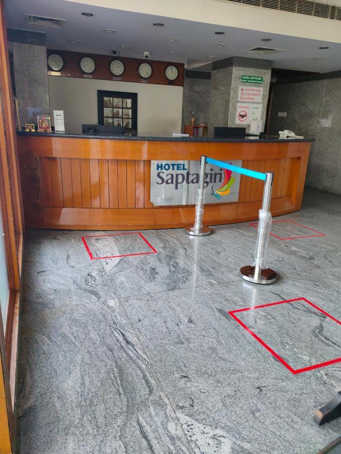 היידראבד Hotel Saptagiri מראה חיצוני תמונה