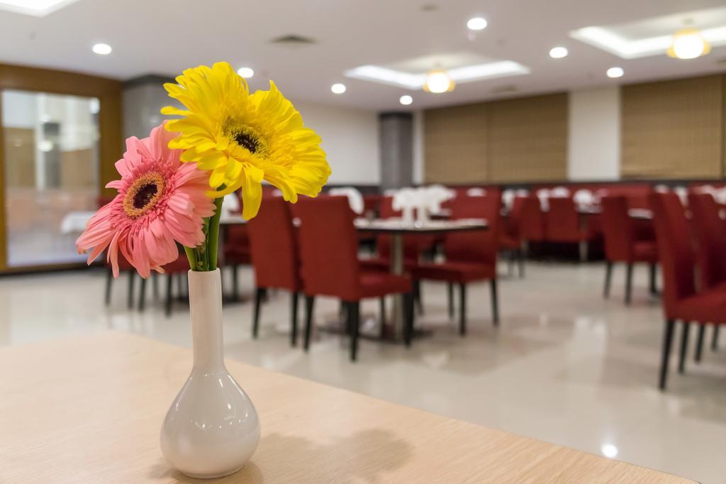 היידראבד Hotel Saptagiri מראה חיצוני תמונה